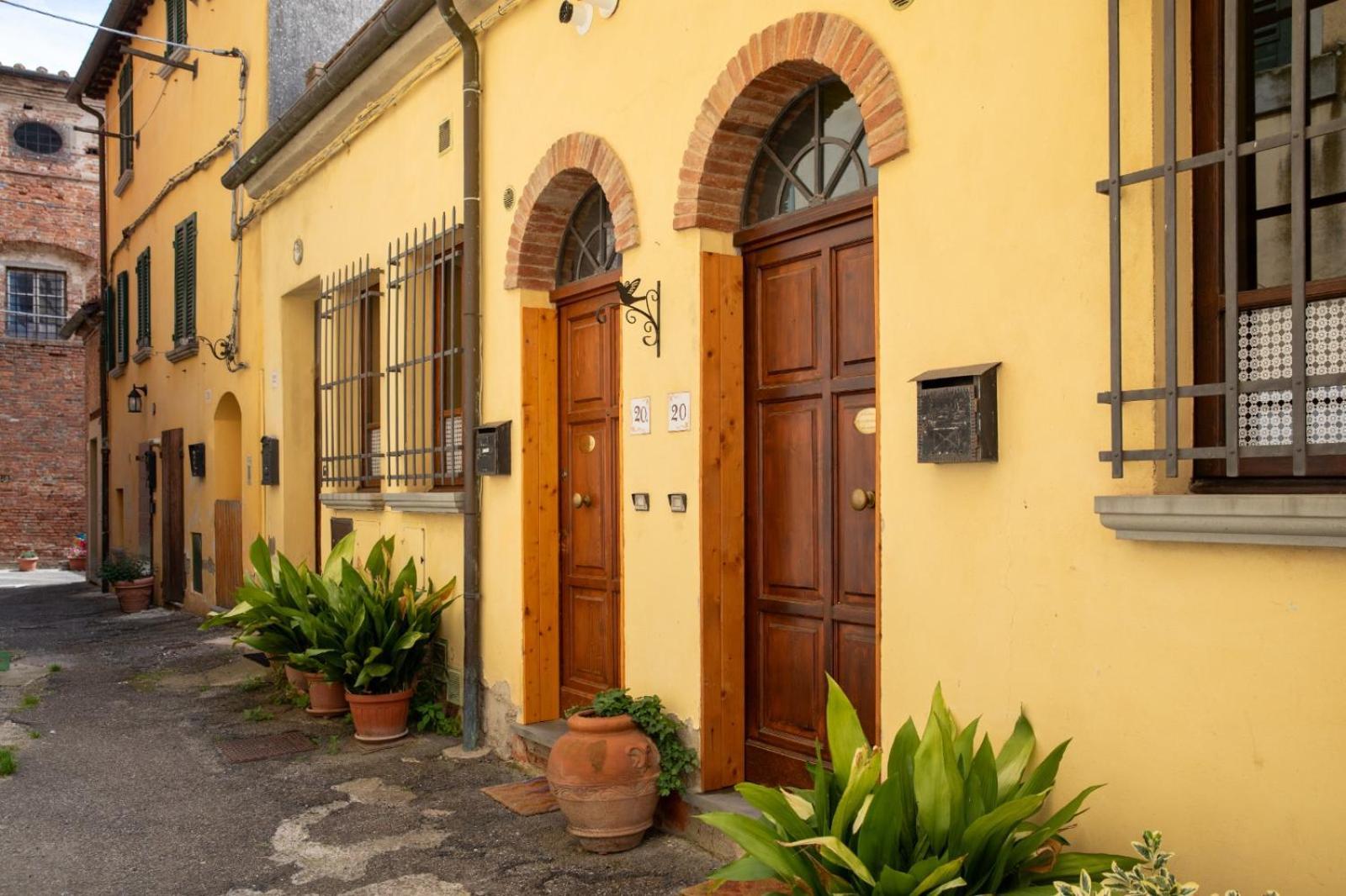 Apartamento La Porta Di Destra Foiano Della Chiana Exterior foto